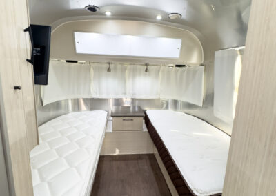 2020 Airstream International Serenity 27FB Twin (Used)