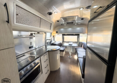 2020 Airstream International Serenity 27FB Twin (Used)