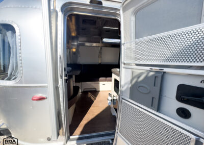 2020 Airstream International Serenity 27FB Twin (Used)