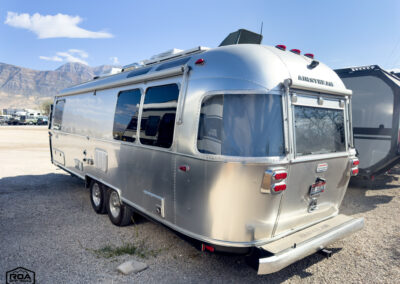 2020 Airstream International Serenity 27FB Twin (Used)