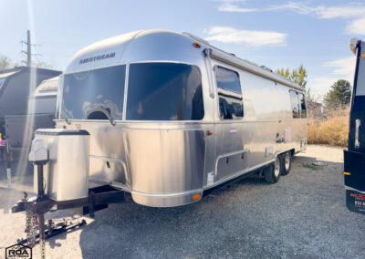 2020 Airstream International Serenity 27FB Twin (Used)